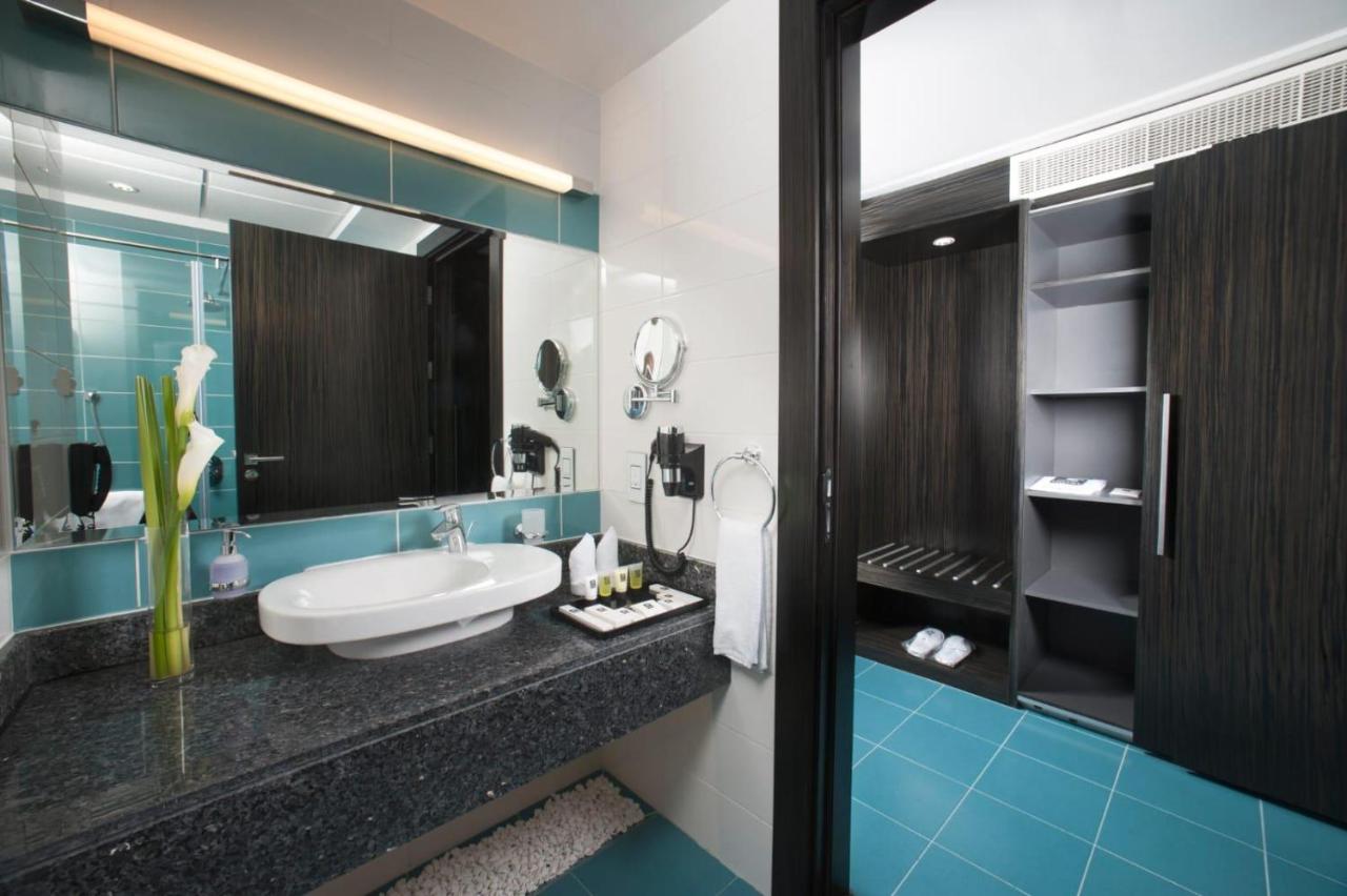S Hotel Bahrain photo