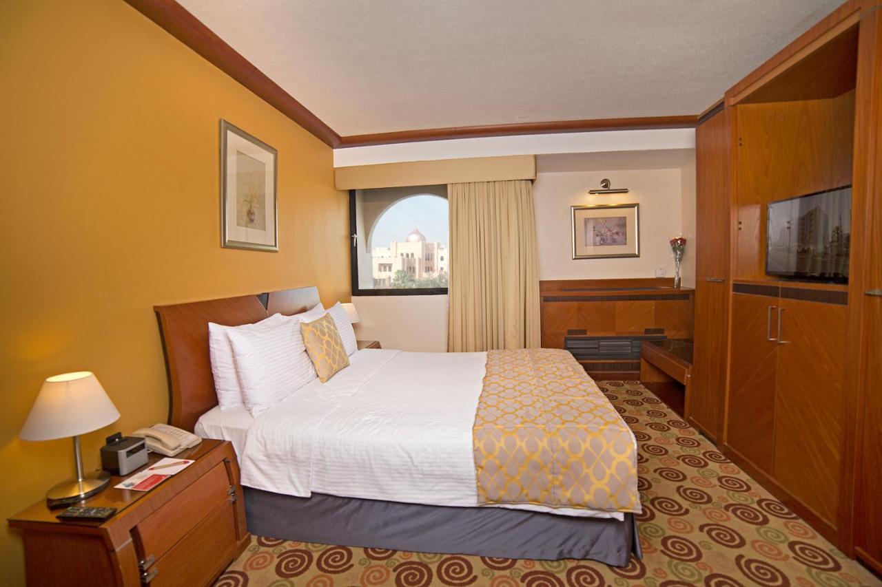 Ramada by Wyndham Bahrain photo