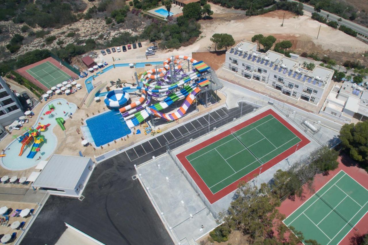 Tofinis Hotel photo