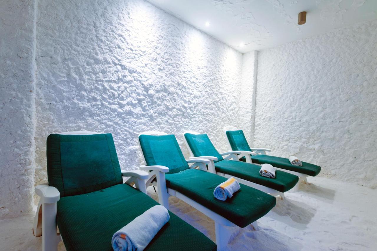 Tofinis Hotel photo