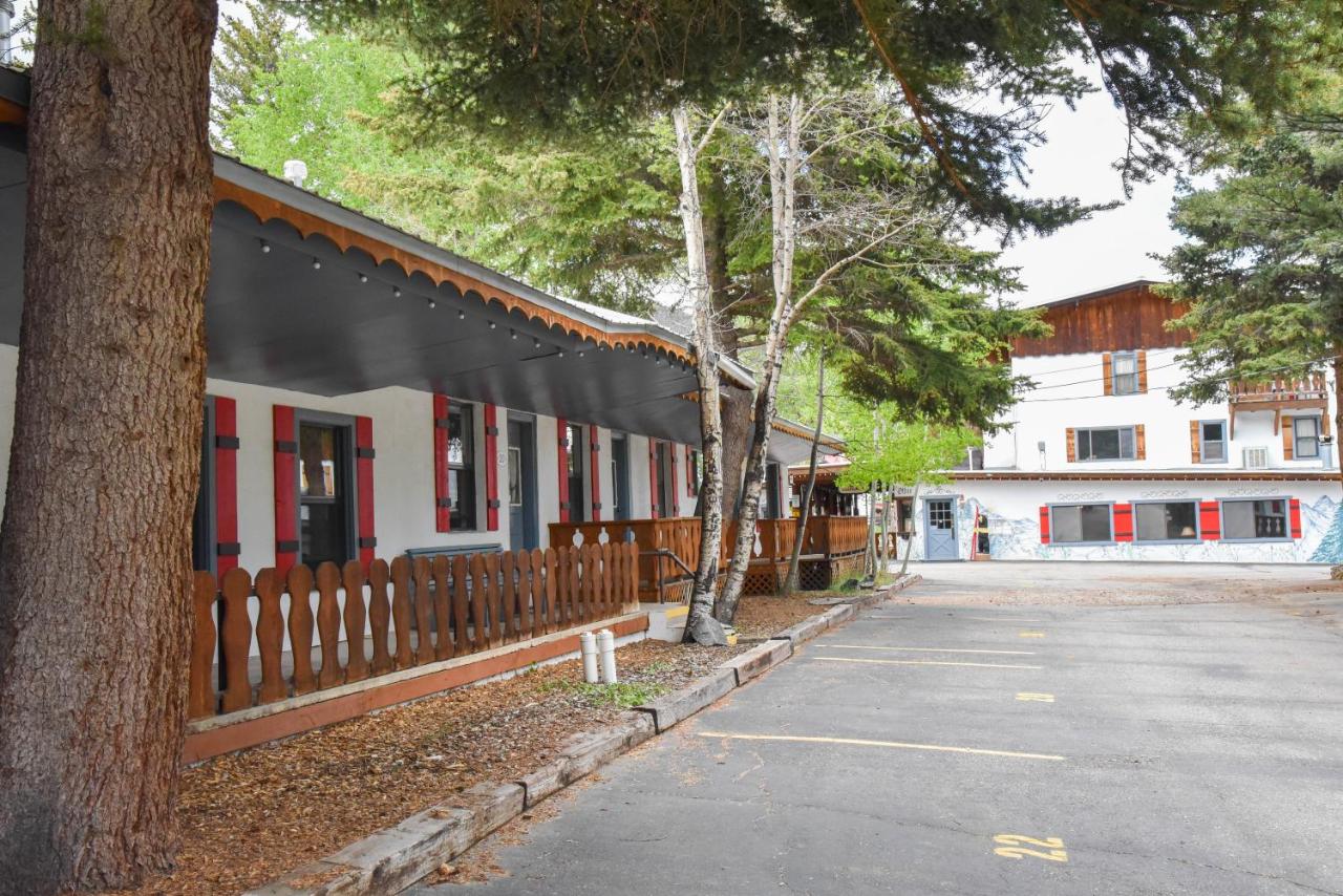 Alpine Lodge Red River — photo 24