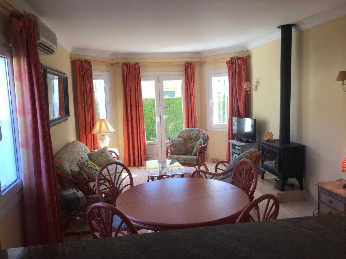 villa (3 bed and 2 bath) in the Oliva Nova Golf&Beach resort ...