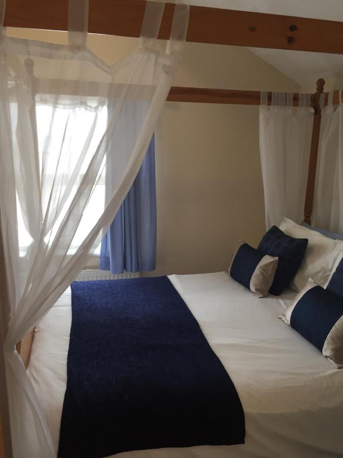 Marlow Lodge Hotel - Laterooms