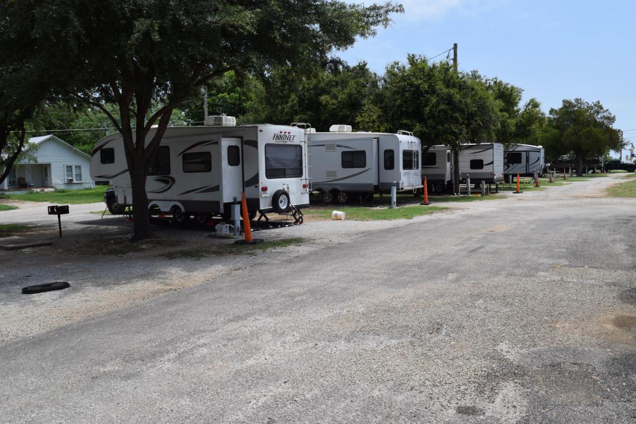 Albany Inn & RV Campground — photo 11