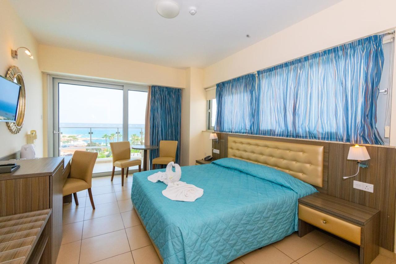 Tofinis Hotel photo