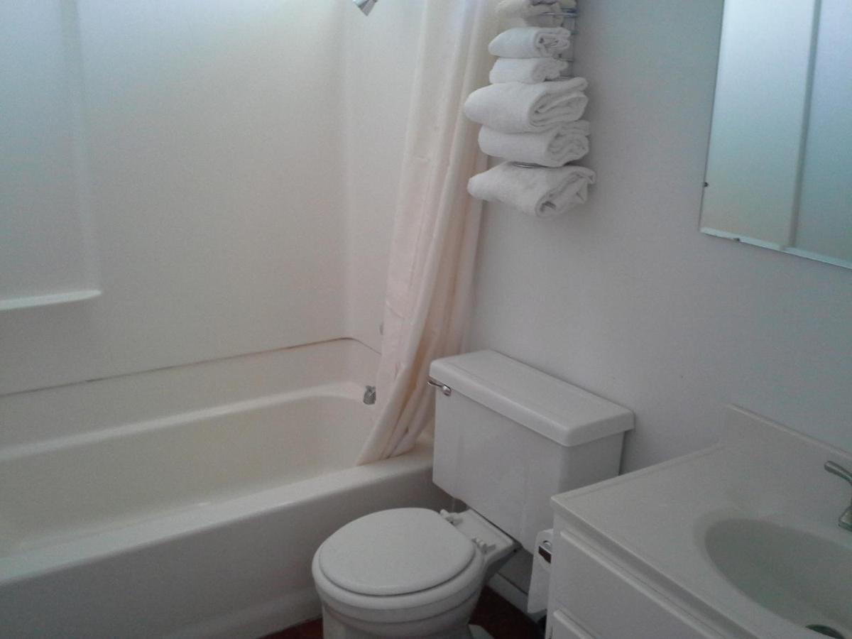 Boron Motel — photo 15