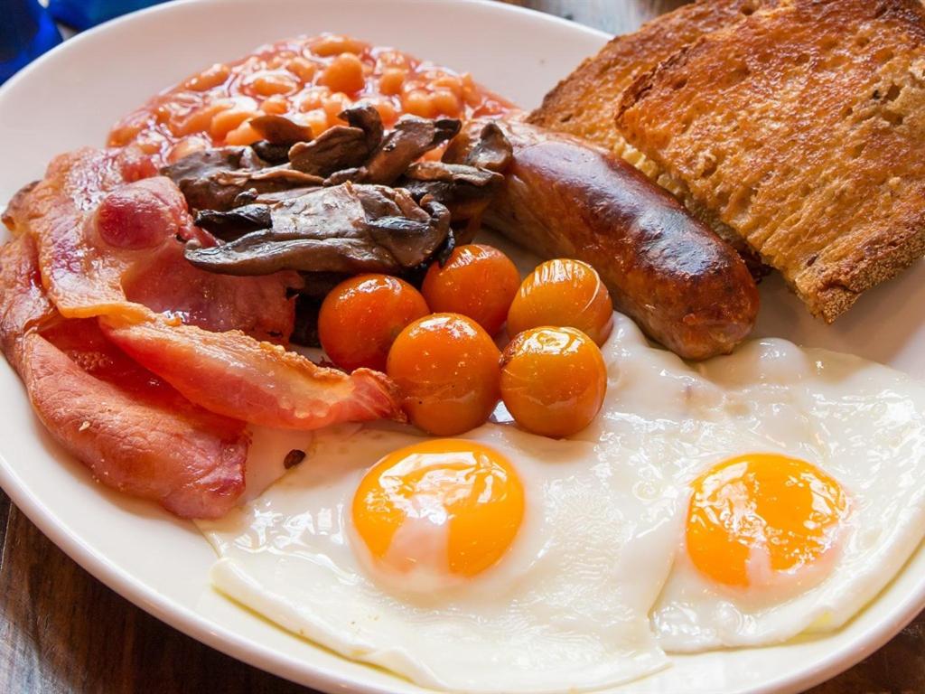 The Fitzrovia Belle Hotel - 2