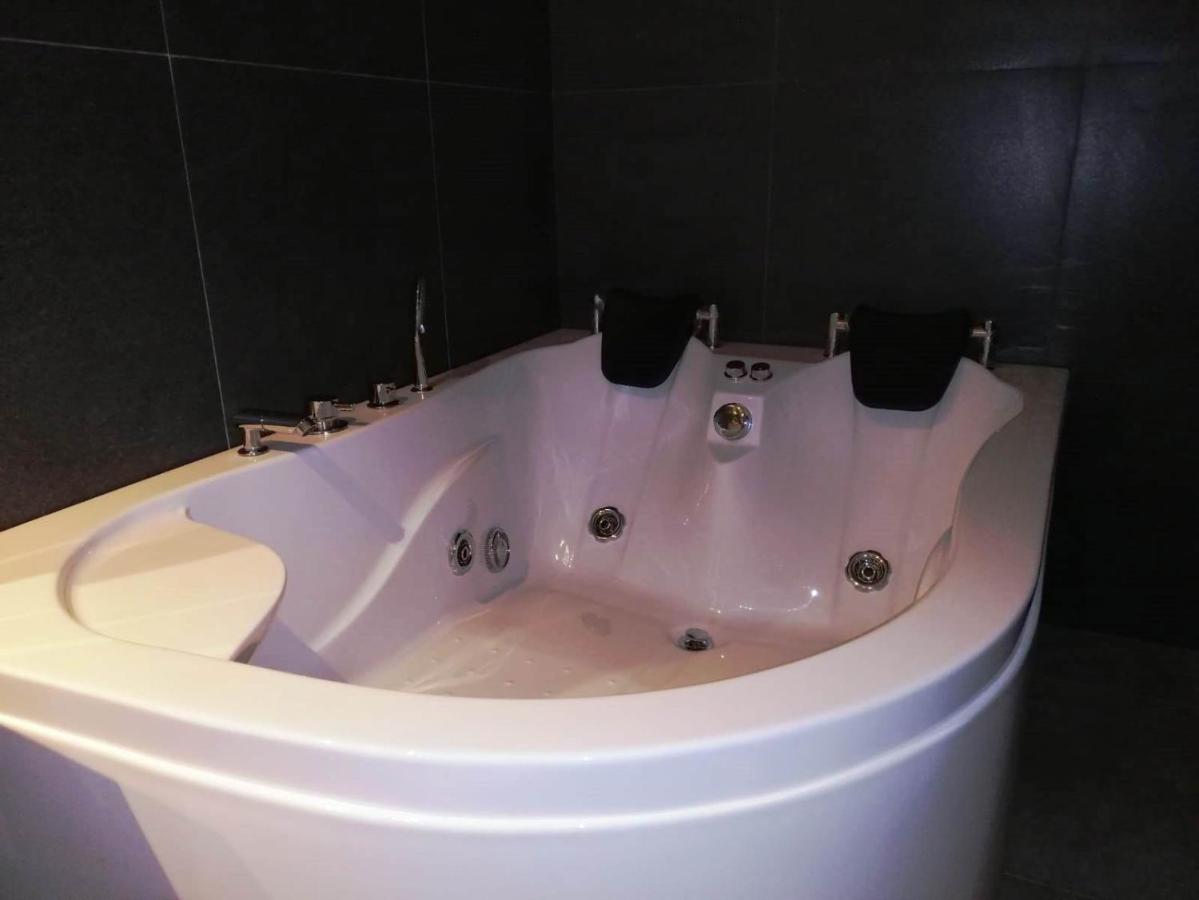 Ramee Palace Hotel photo