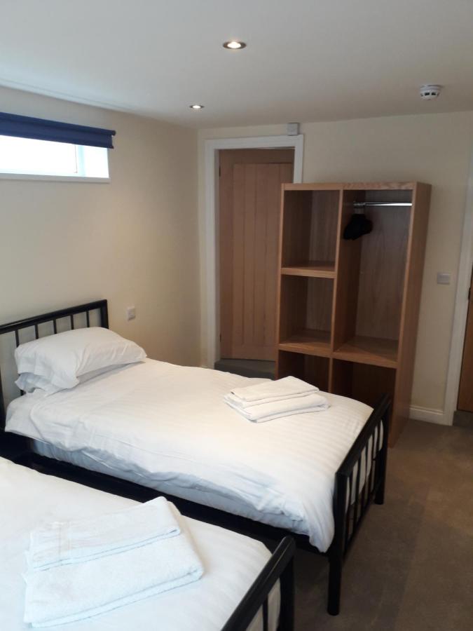 Twin Room with Private Bathroom
