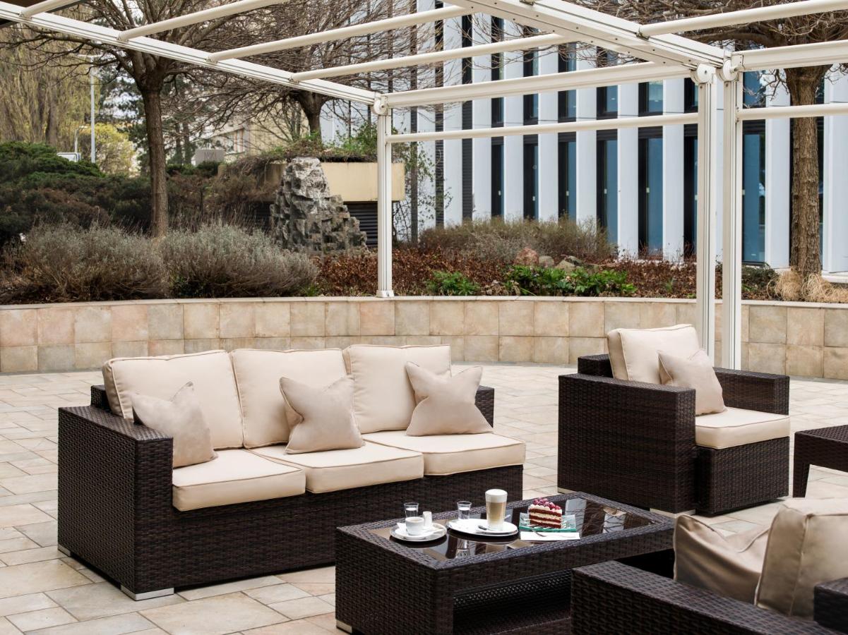 Panorama Hotel Prague photo