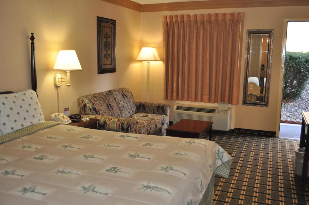 Hill Top Inn — photo 21