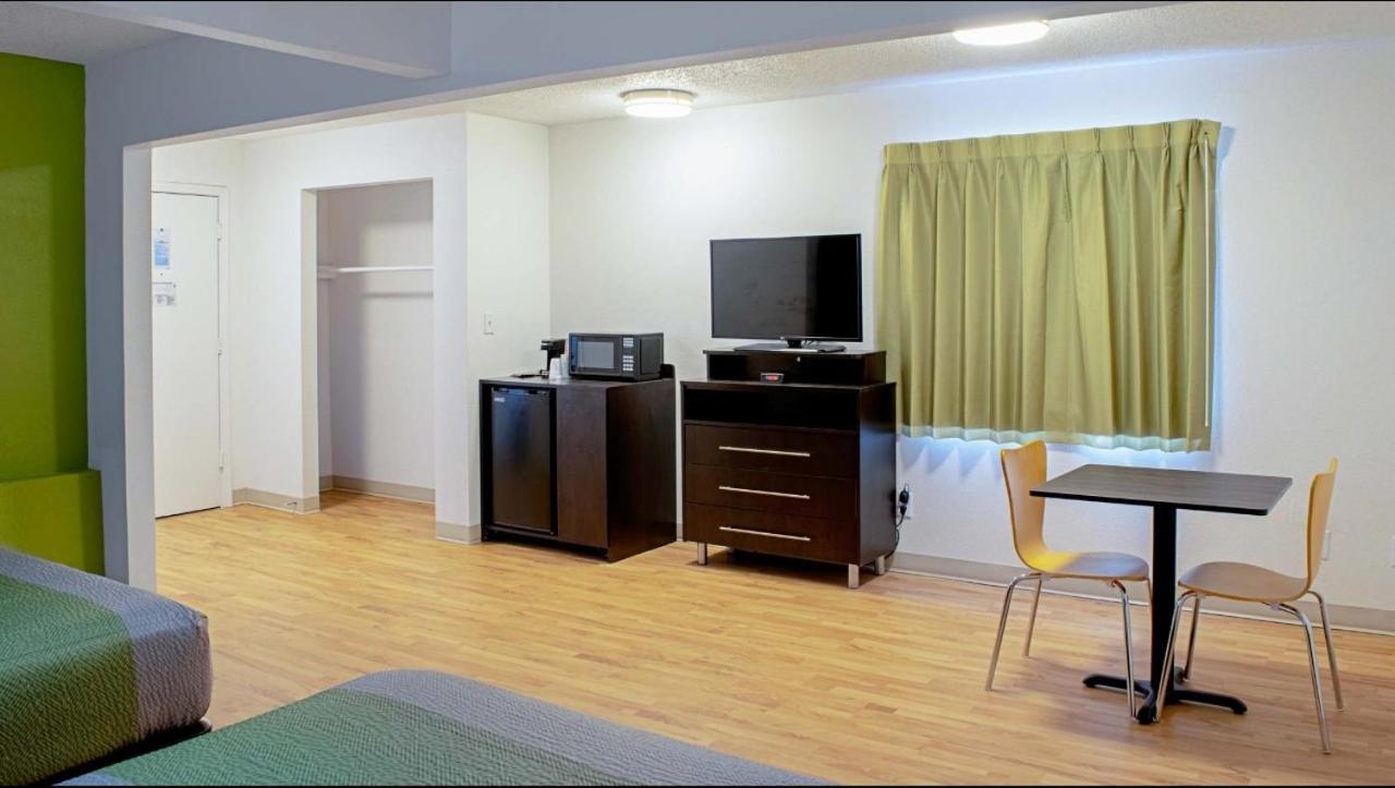 Studio Lodge Springdale/Cincinnati — photo 20