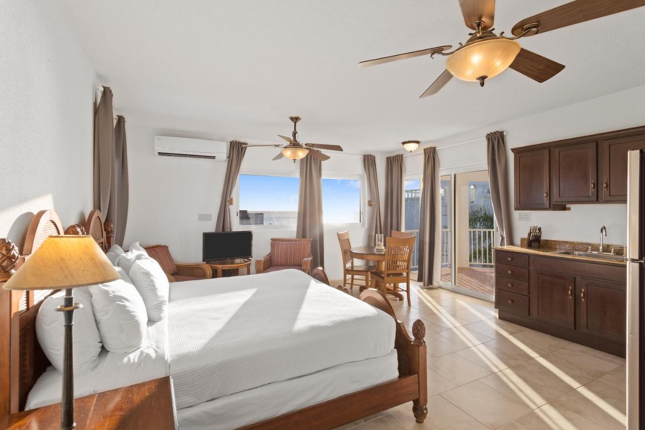 Turtle's Nest Beach Resort - 2