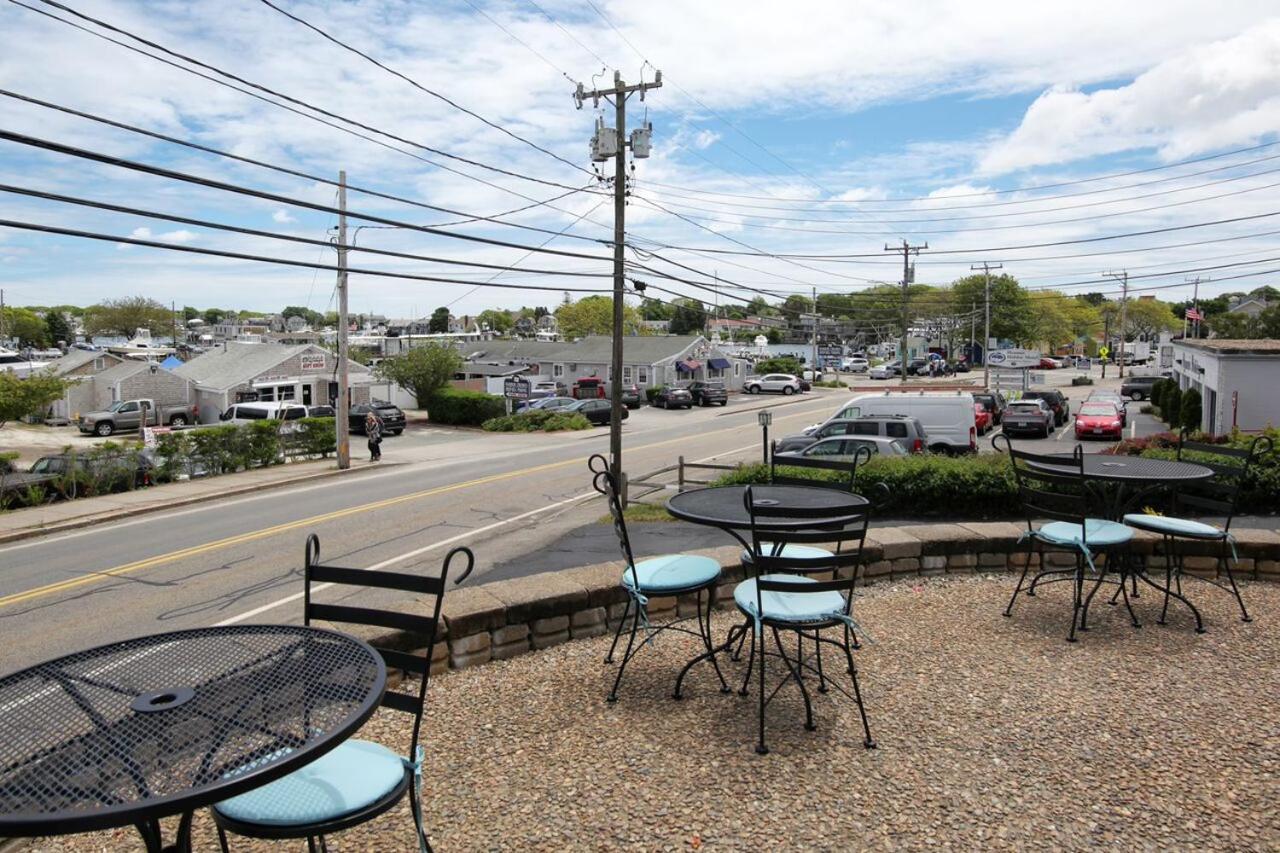 Cape Cod Harbor House Inn — photo 10