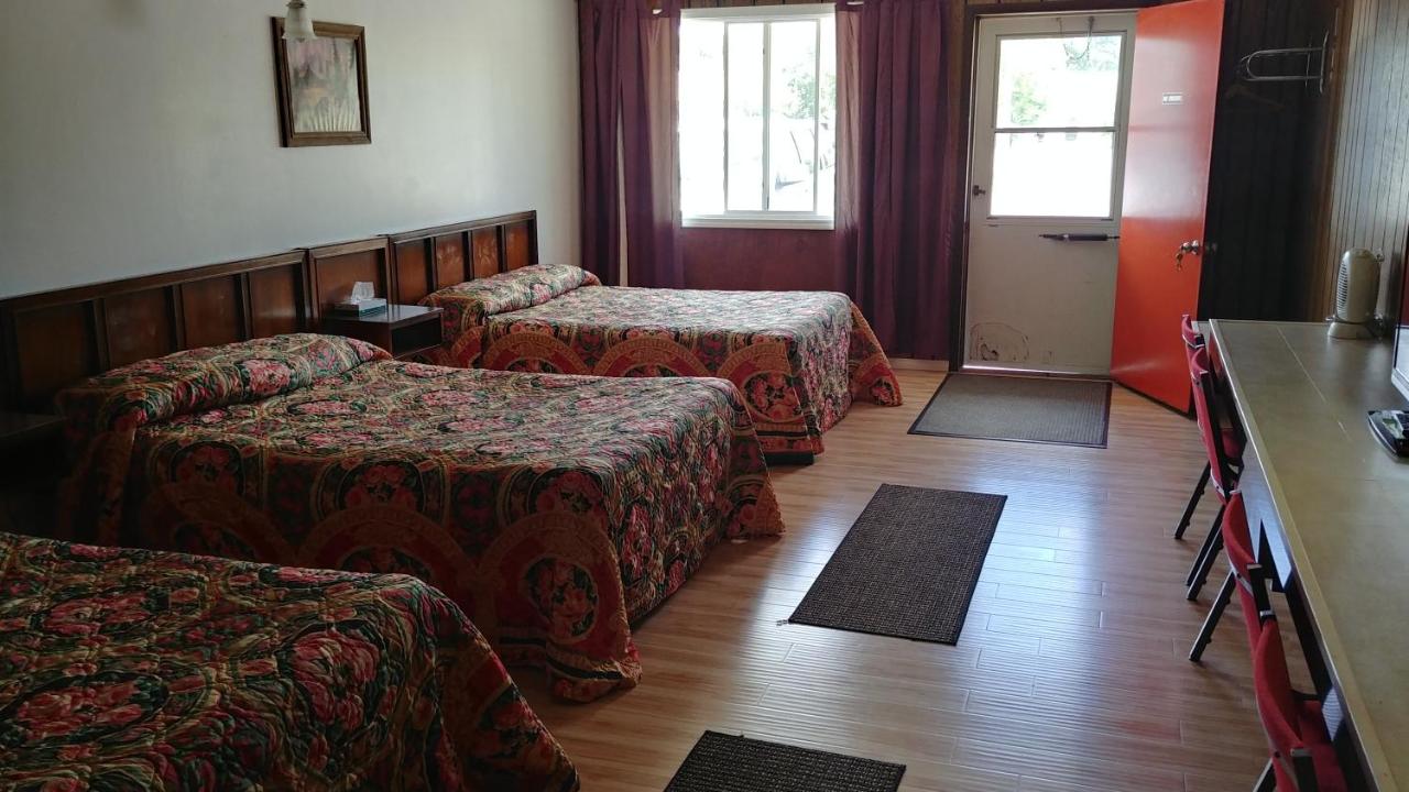 Falls Motel — photo 7