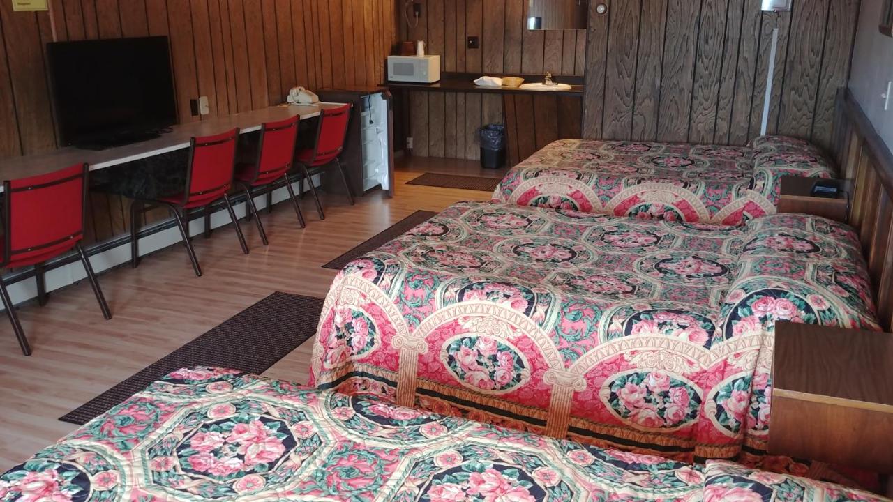 Falls Motel — photo 2