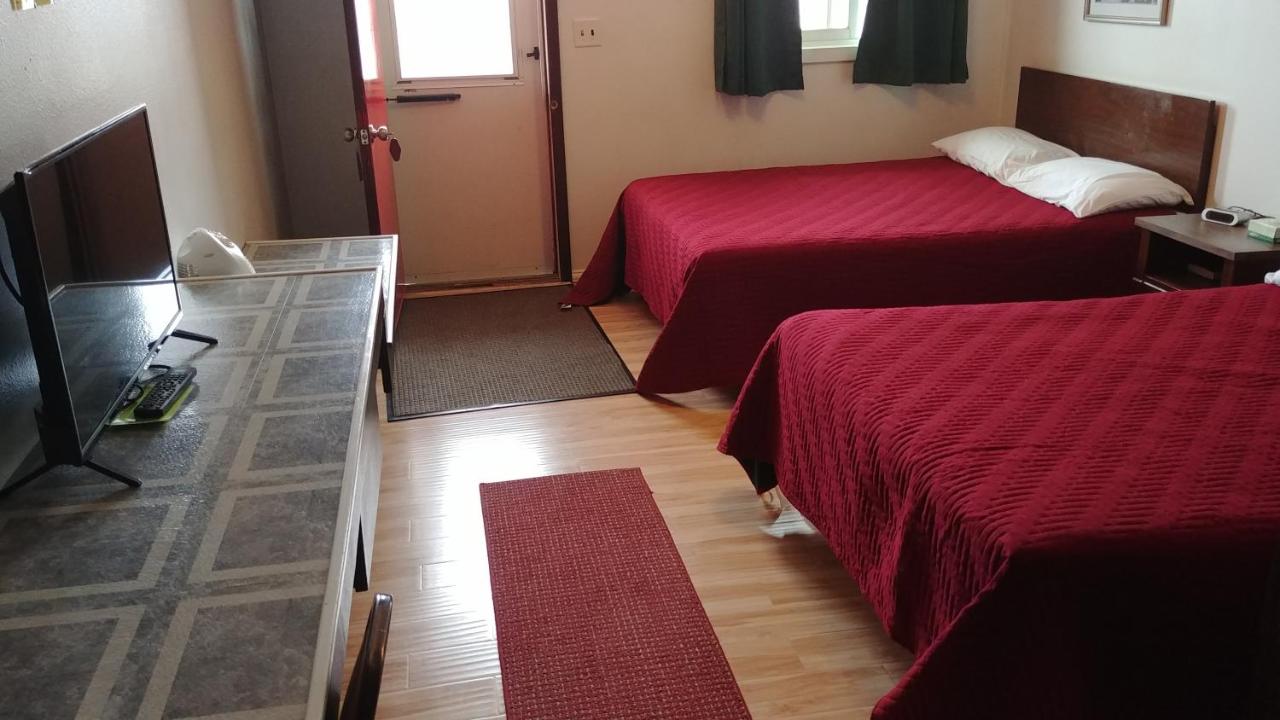 Falls Motel — photo 16