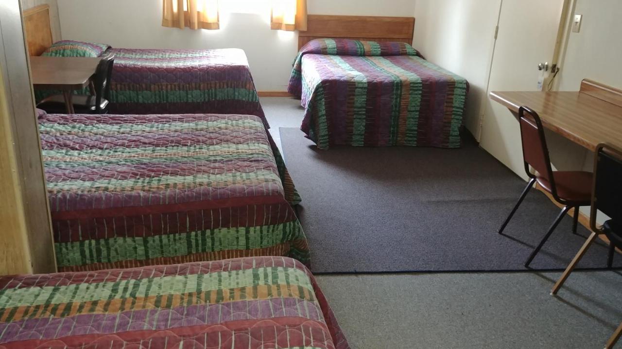 Falls Motel — photo 12