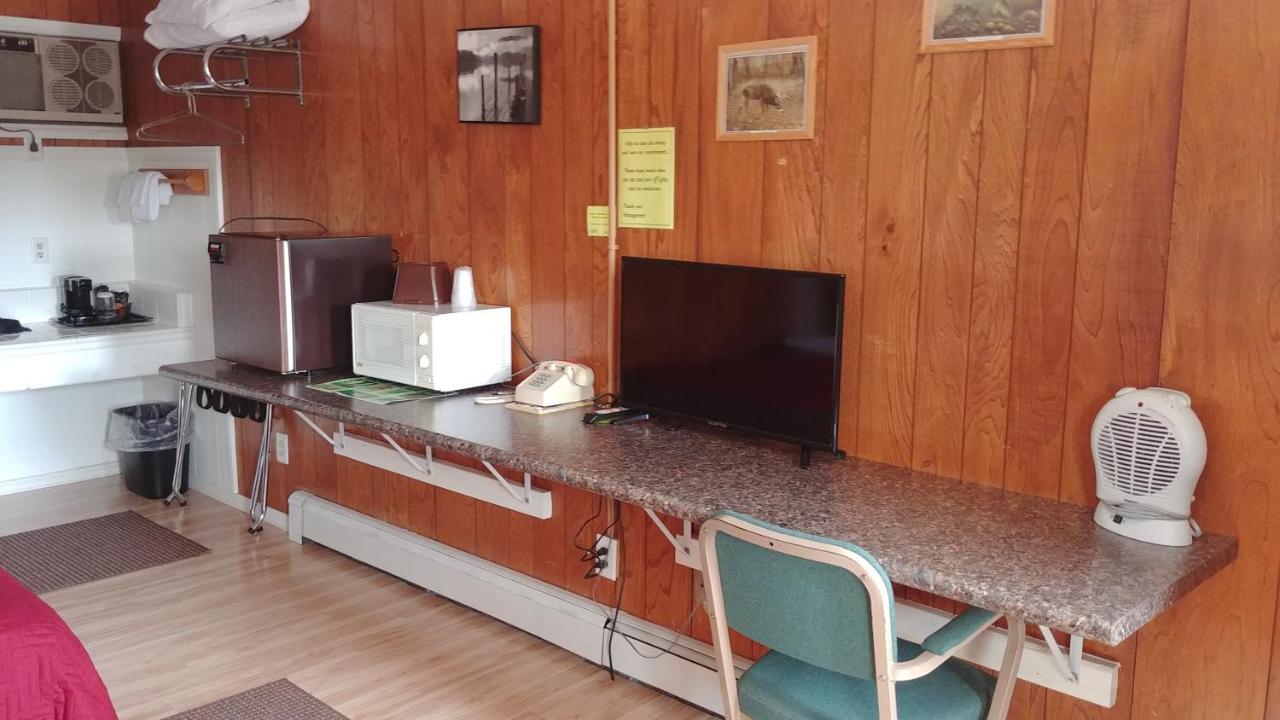 Falls Motel — photo 9