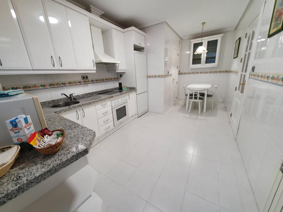 Apartment Alojamiento Mesones Plaza, Úbeda, Spain - Booking.com