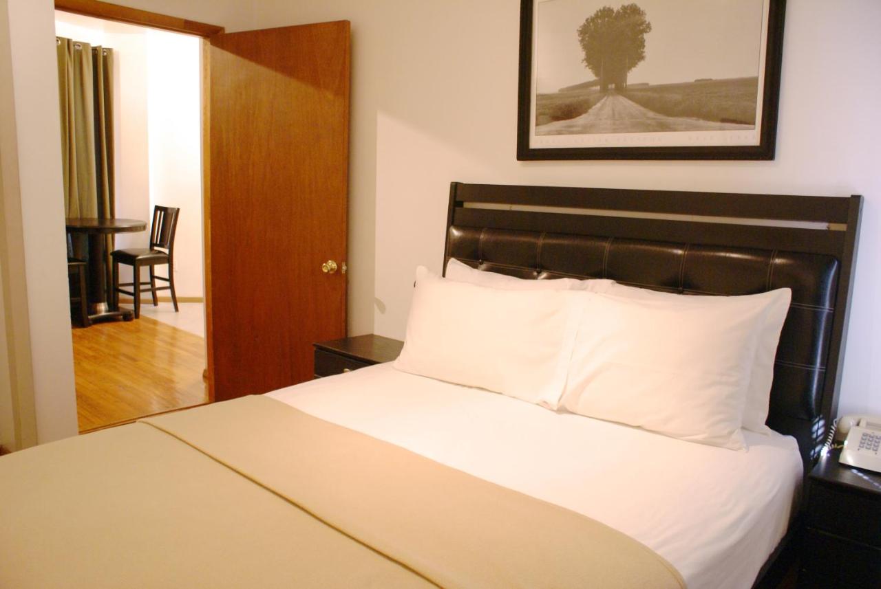 Off SoHo Suites Hotel - 2