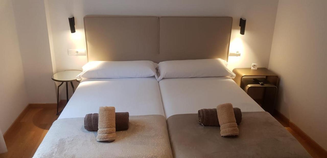 PENSION ROSELLA, O Pedrouzo – Updated 2022 Prices