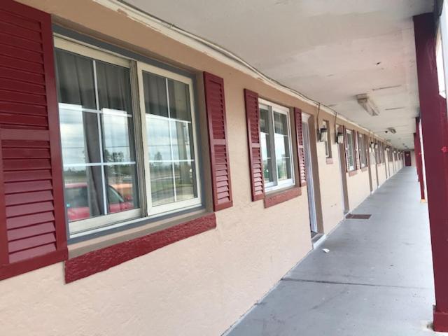 Sunset Inn — photo 8