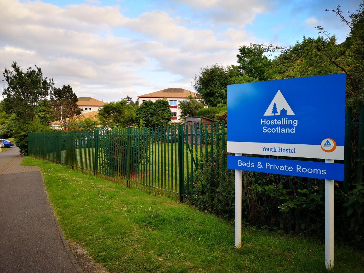 {{ hotelInfo.altText }}