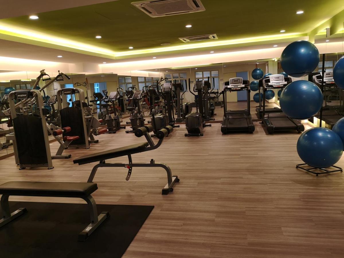 D Putra Suites Homestay Near Senai International Airport Johor Premium Outlet Jpo Aeon Mall Kulai Updated 2021 Prices