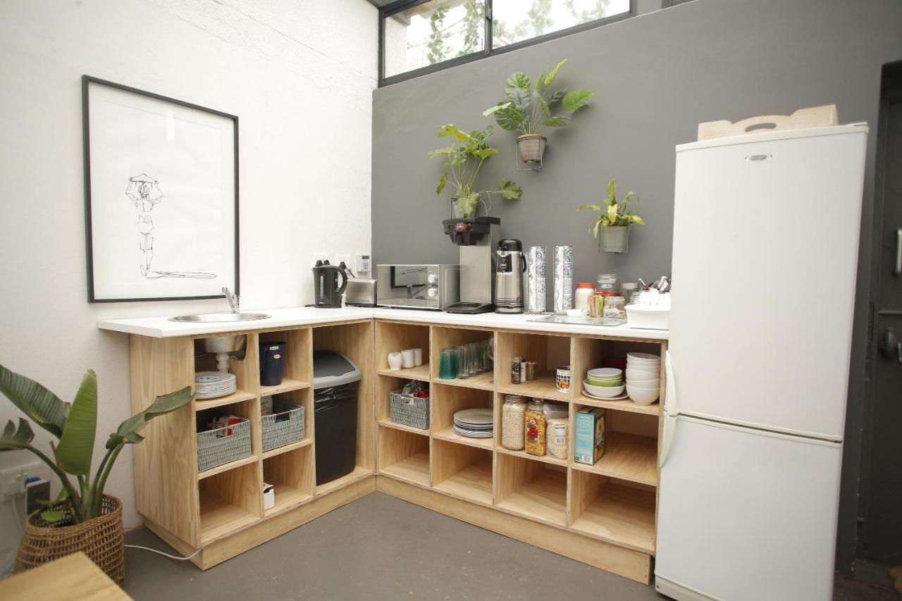 MOY Guesthouse & Backpackers - 4