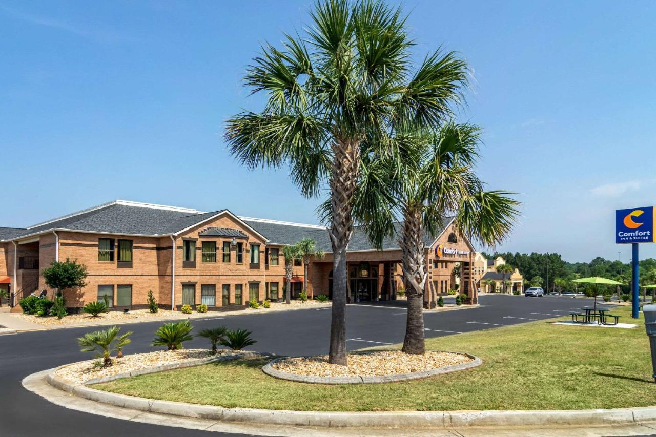 Guest House Inn & Suites — photo 7