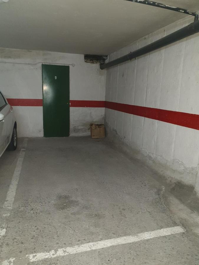 Apartamento Collarada, Jaca, Spain - Booking.com