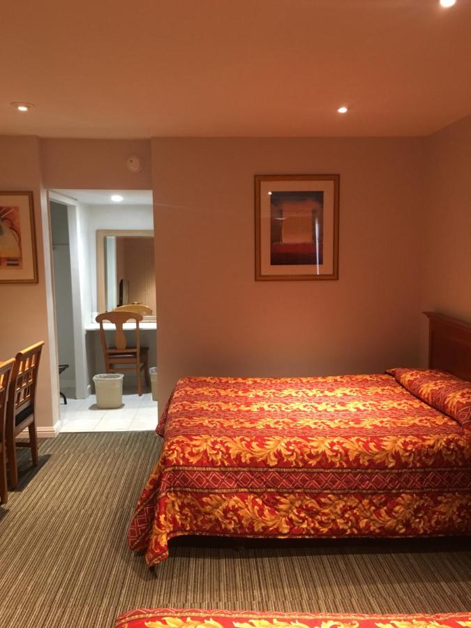 Twenty-First Century Inn — photo 12