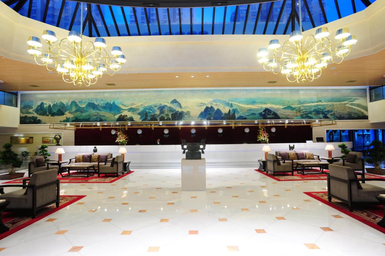 Jianguo Hotel Xi'an photo