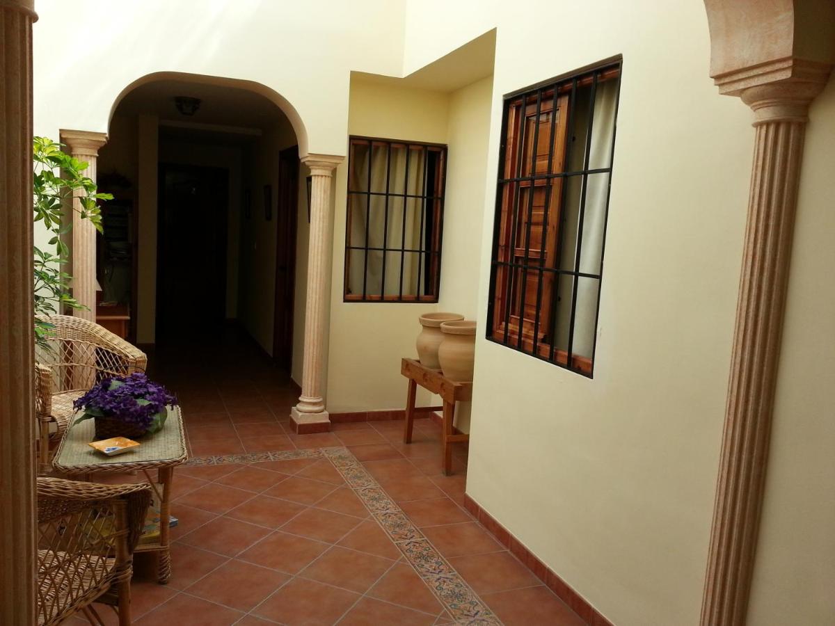 Pensión y apartamentos El Taxi, Casabermeja – Updated 2022 Prices