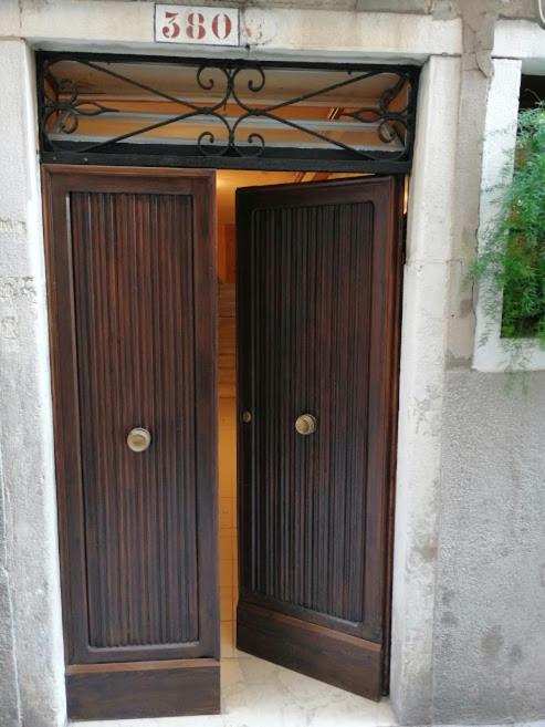 Stefany's Home Venice Apartment - 3