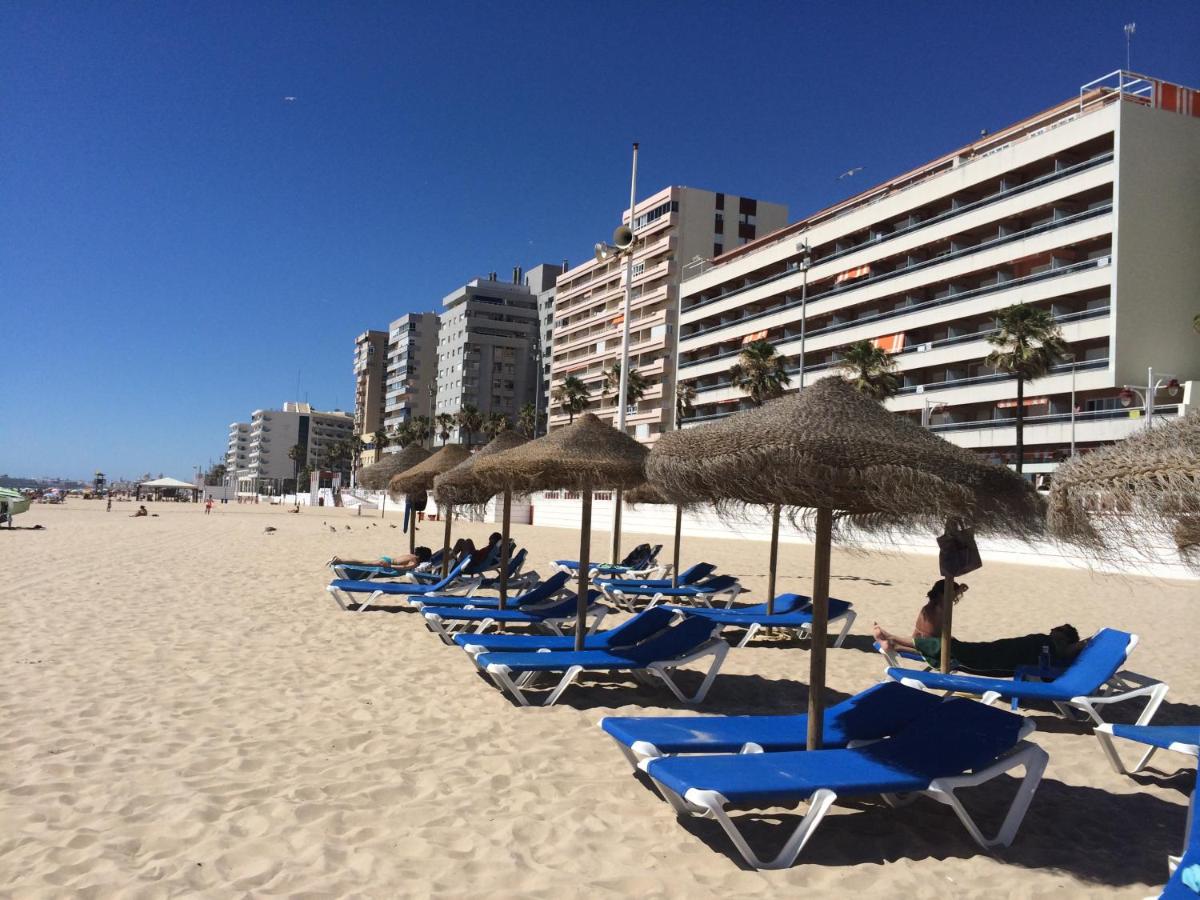 Beach: Luxury Oceanfront triplex in Cadiz