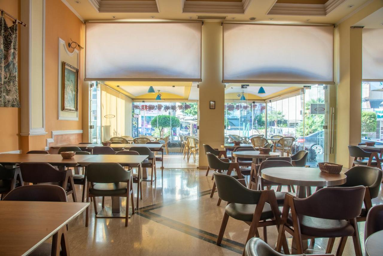 Madisson Hotel photo