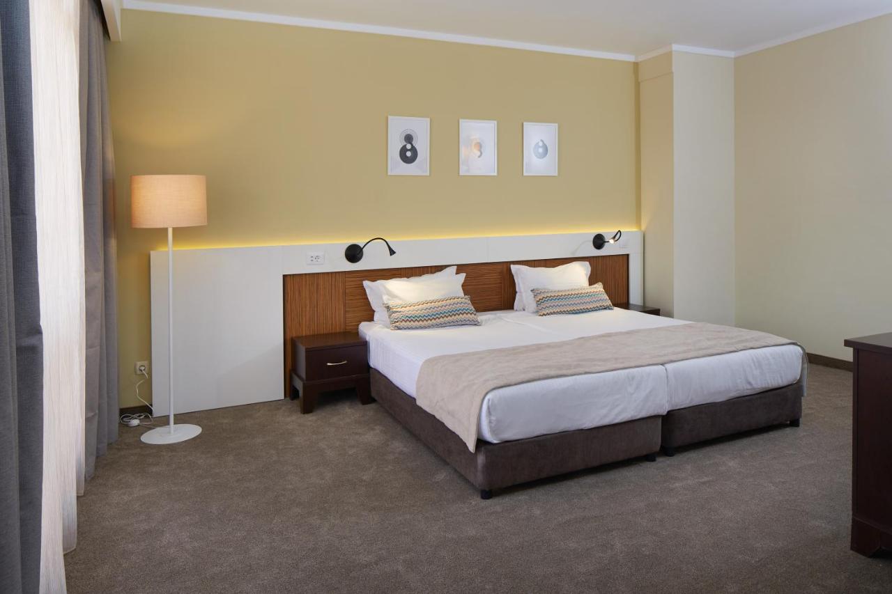 Hotel Nobel Ultra All Inclusive - FREE Beach Access photo
