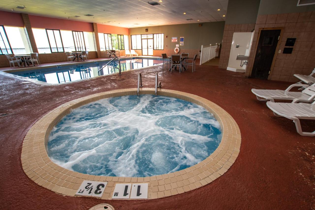 Tawas Bay Beach Resort & Conference Center — photo 15