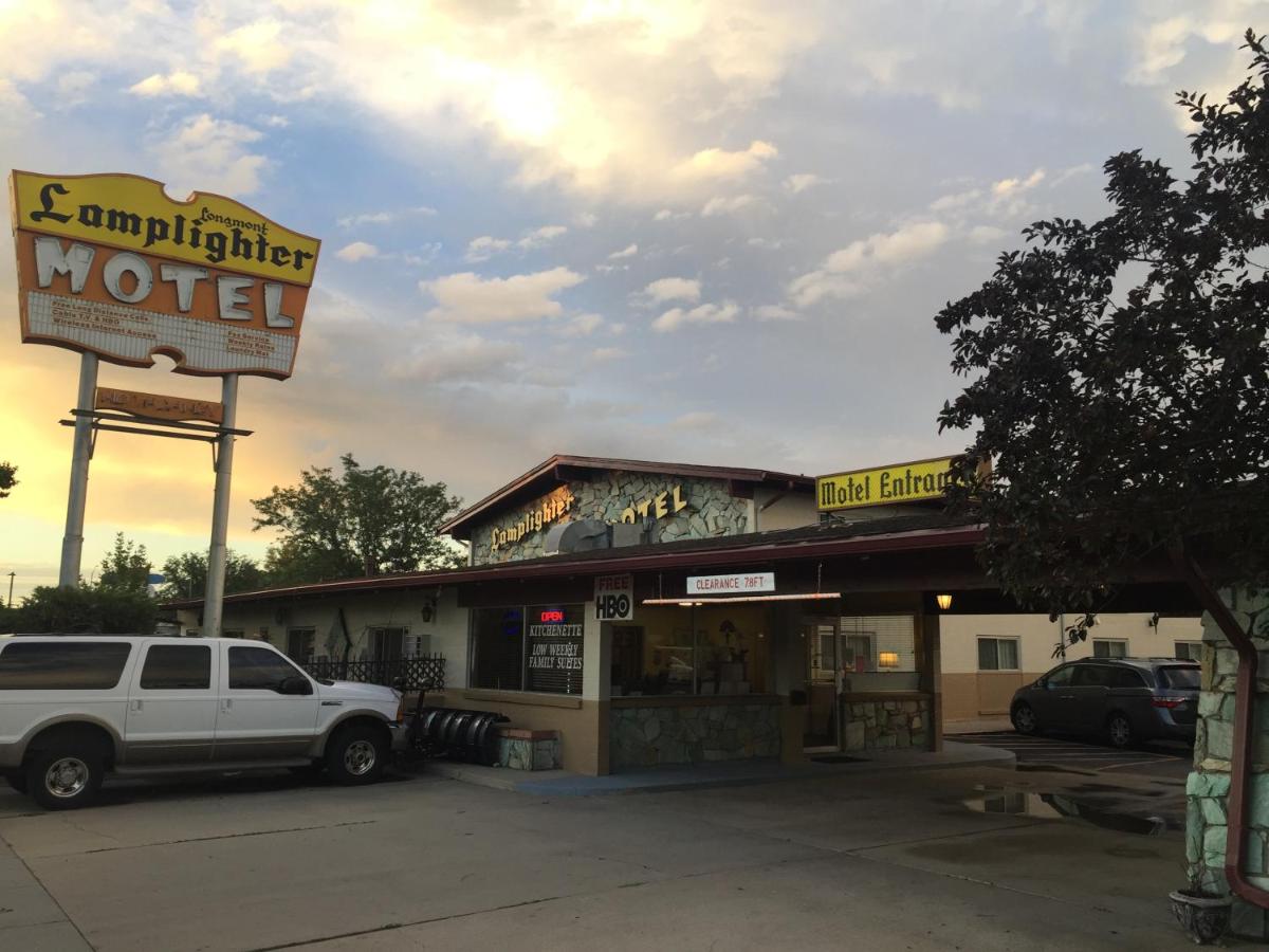 Lamplighter Motel — photo 18