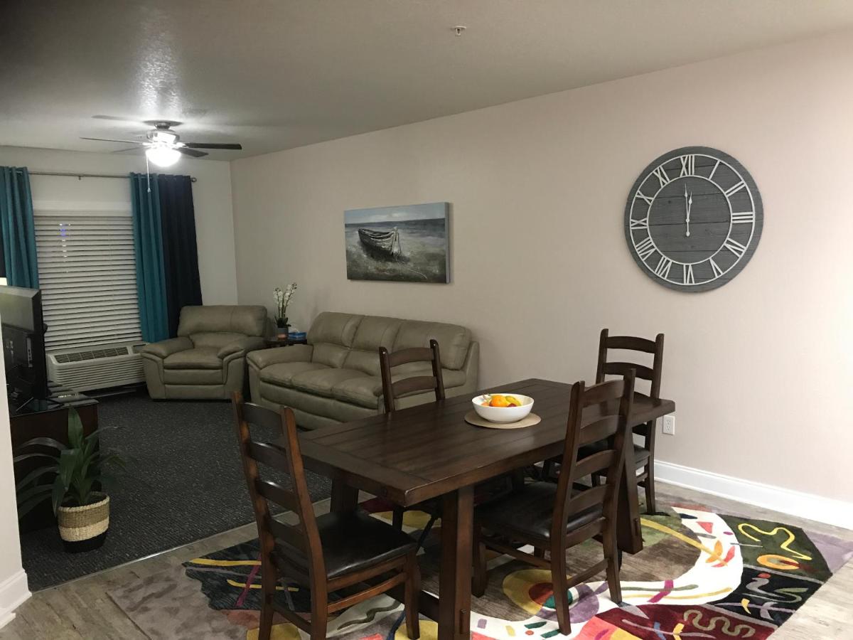 Hotel Pensacola — photo 18