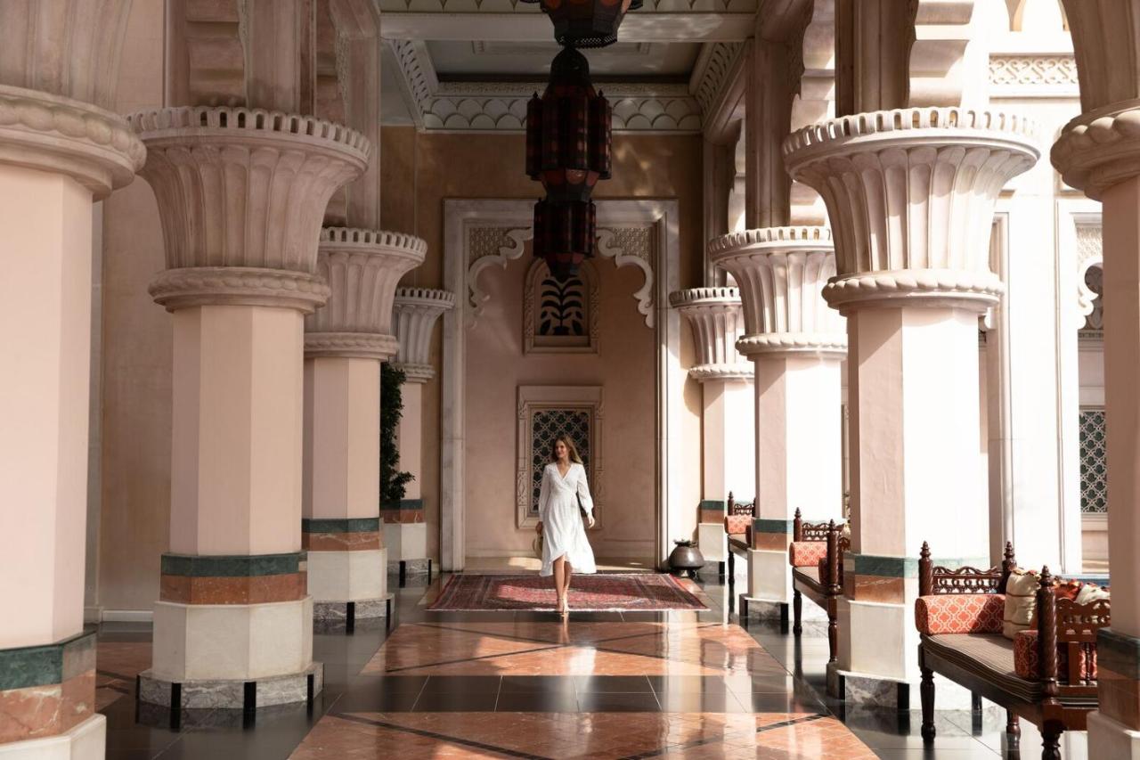 Jumeirah Al Qasr photo