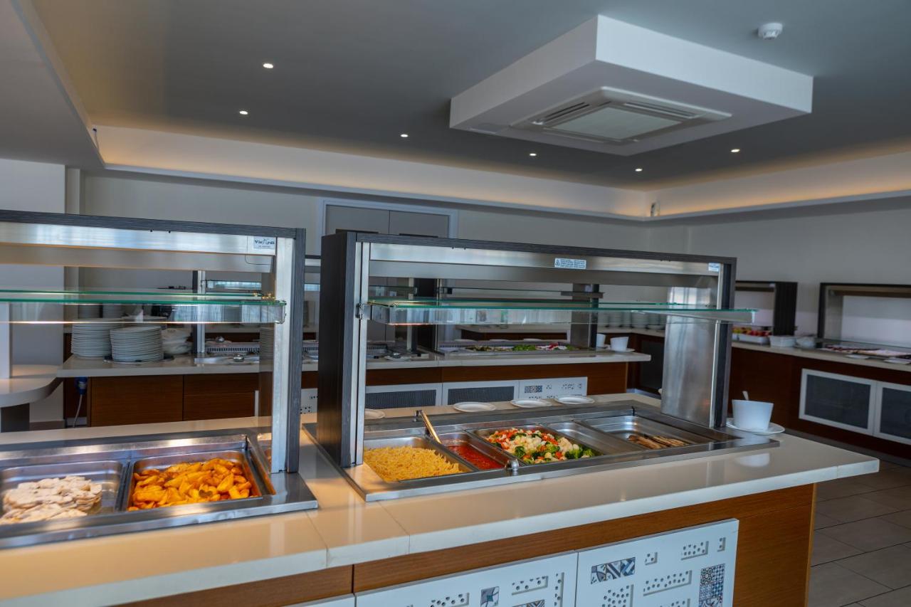 Tofinis Hotel photo
