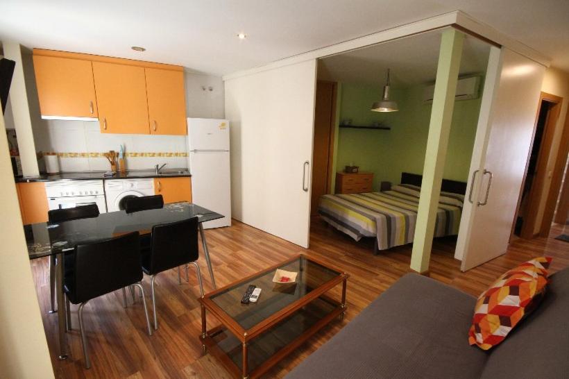 Una cocina o zona de cocina en Alojamientos Toletvm