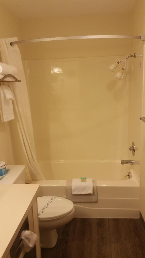 Trade Winds Motel — photo 22