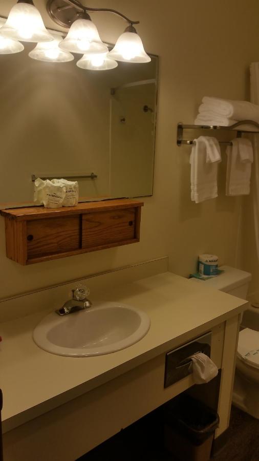 Trade Winds Motel — photo 3