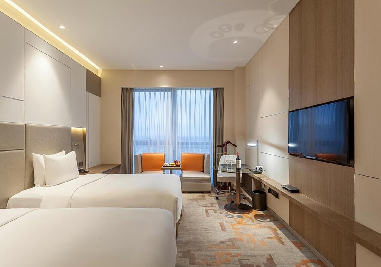 Radisson Exhibition Center Shanghai photo