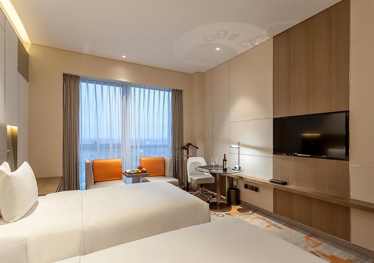 Radisson Exhibition Center Shanghai photo