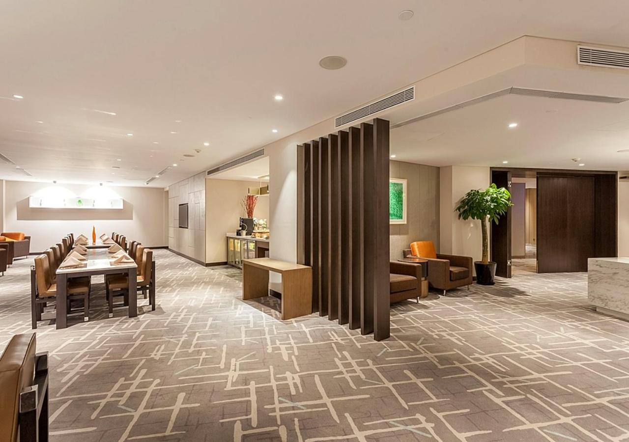 Radisson Exhibition Center Shanghai photo